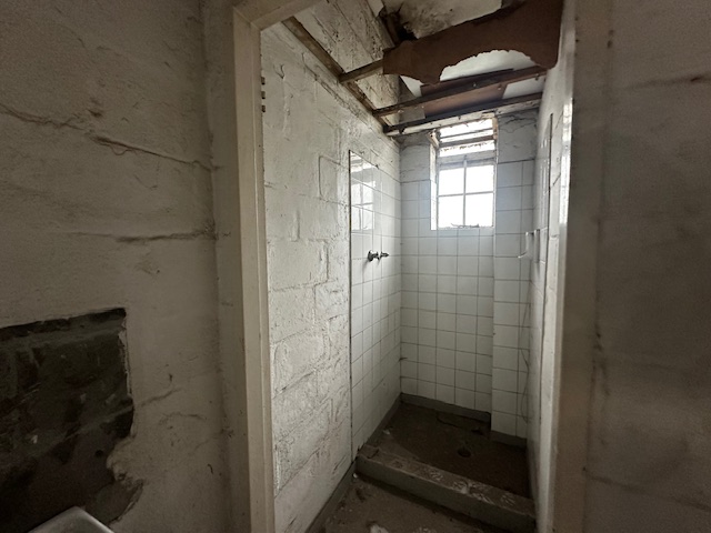 To Let Commercial Property for Rent in Athlone Industrial Western Cape